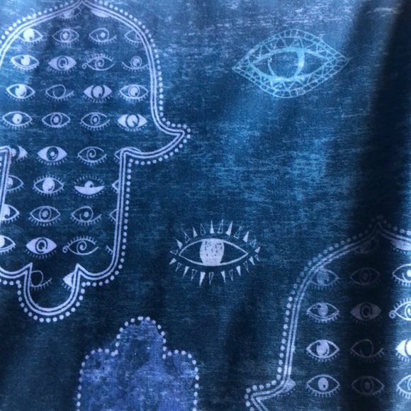 three-quarter length leggings - Picture 3 of 3